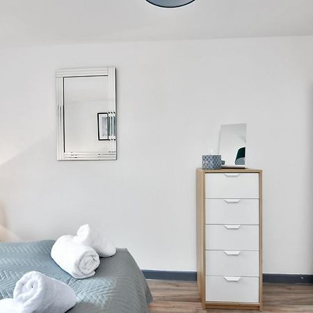 Xclusive Living Stay In City Centre, Kings Court เบอร์มิงแฮม ภายนอก รูปภาพ