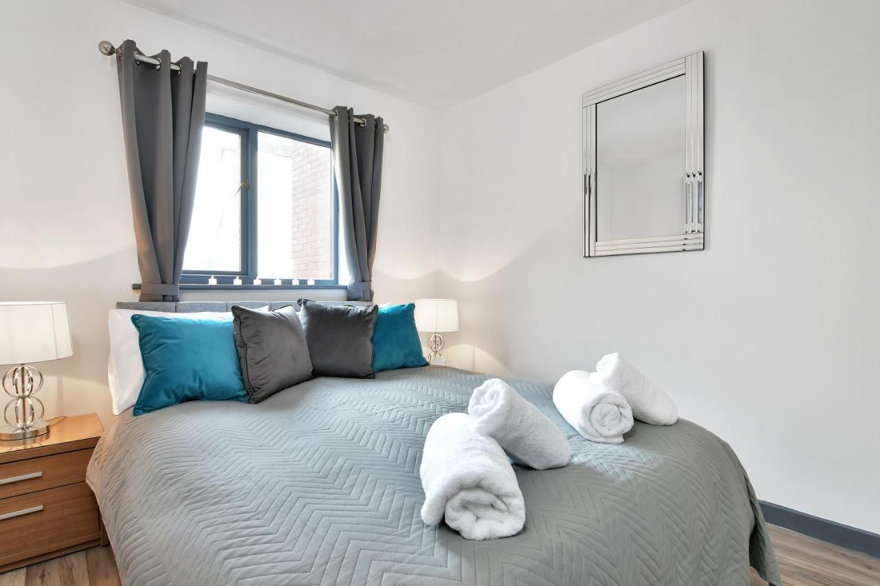 Xclusive Living Stay In City Centre, Kings Court เบอร์มิงแฮม ภายนอก รูปภาพ