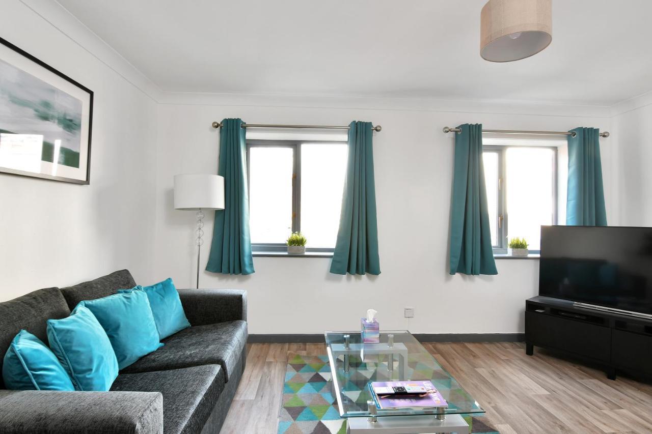 Xclusive Living Stay In City Centre, Kings Court เบอร์มิงแฮม ภายนอก รูปภาพ