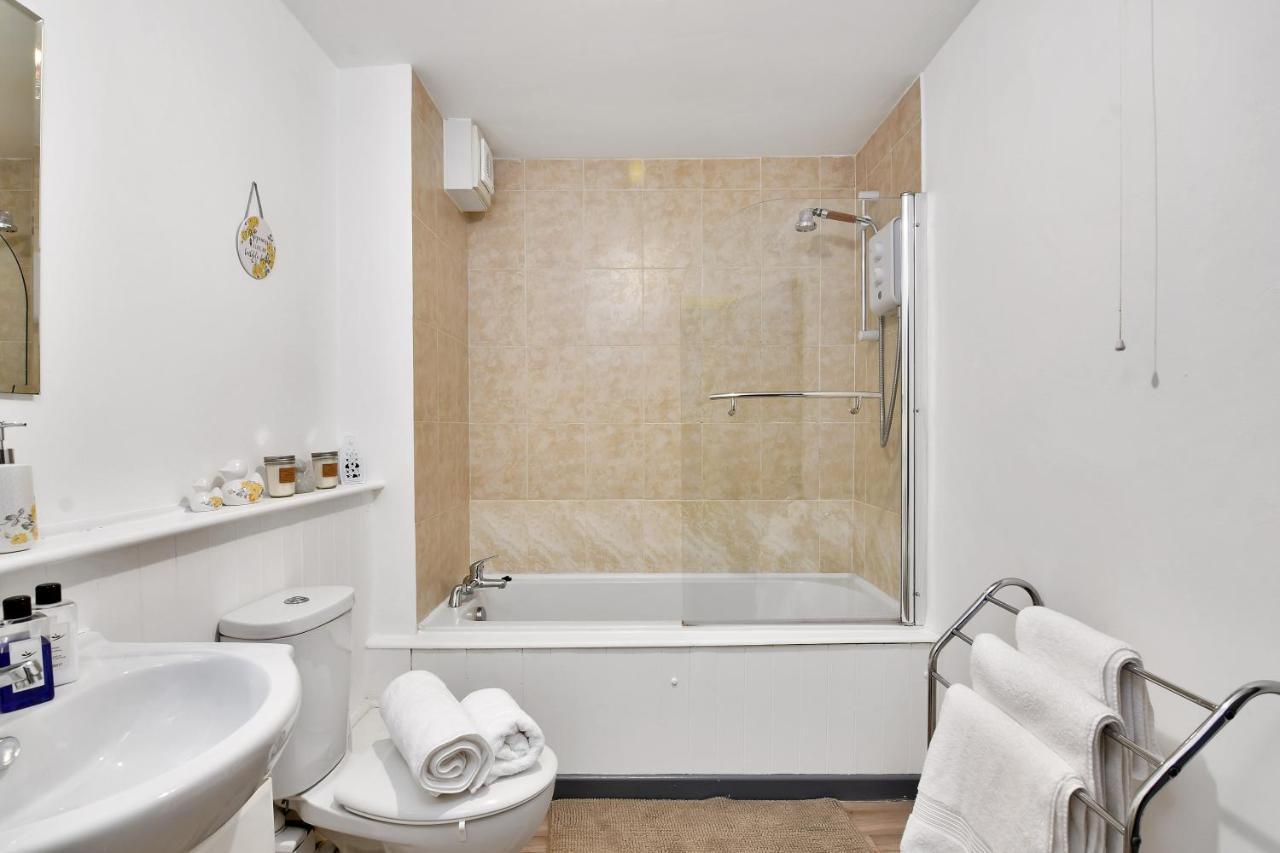 Xclusive Living Stay In City Centre, Kings Court เบอร์มิงแฮม ภายนอก รูปภาพ
